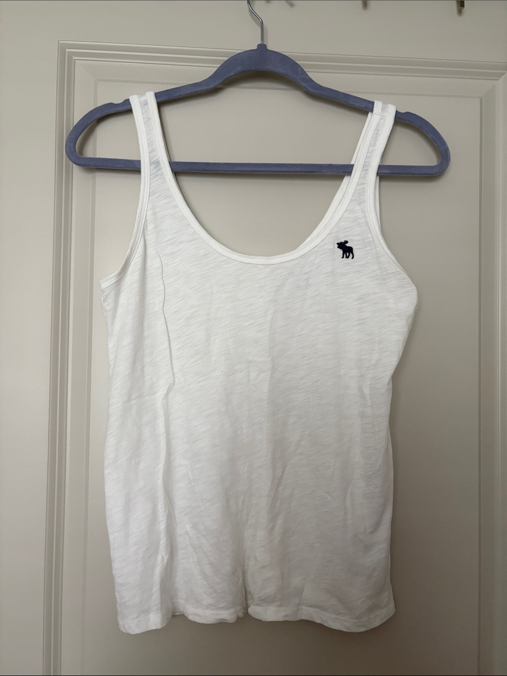 Abercrombie & Fitch White Scoop Neck Tank with Navy Moose Logo
